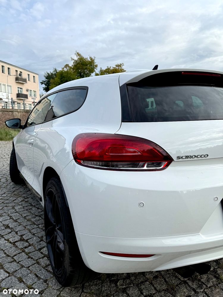 Volkswagen Scirocco 1.4 TSI DSG Edition - 4
