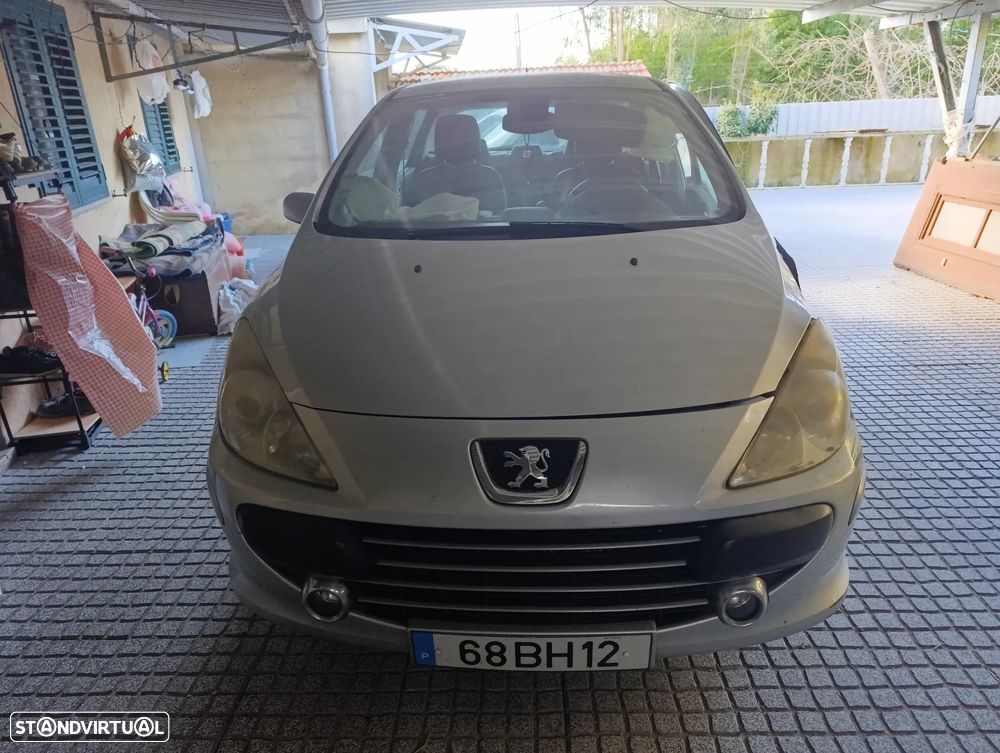 Peugeot 307 1.6 HDi Premium - 1