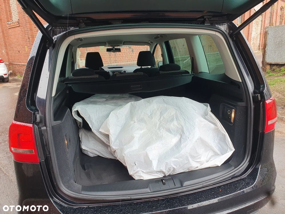 Volkswagen Sharan 2.0 TDI Blue Motion Comfortline - 26