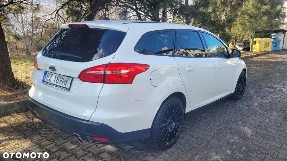 Ford Focus 2.0 TDCi Titanium ASS - 22