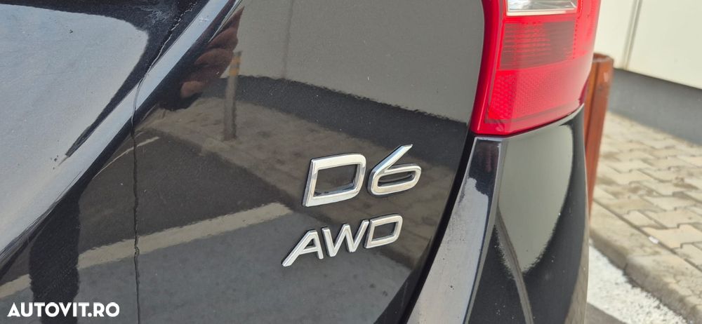 Volvo V60 D6 Plug-In-Hybrid AWD Geartronic Summum - 28