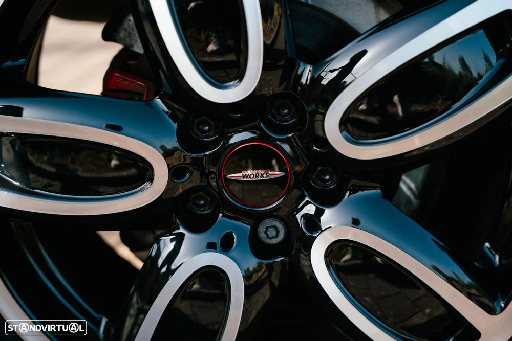 MINI Cabrio John Cooper Works Auto Desportiva - 8