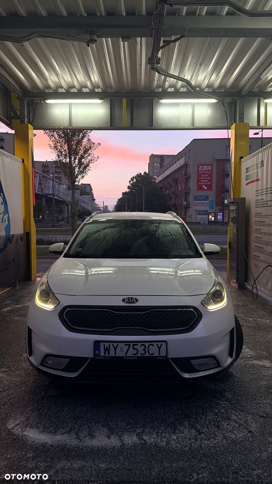 Kia Niro 1.6 GDI Hybrid L - 3