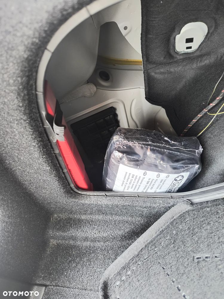 BMW Seria 1 116i Sport Line - 29