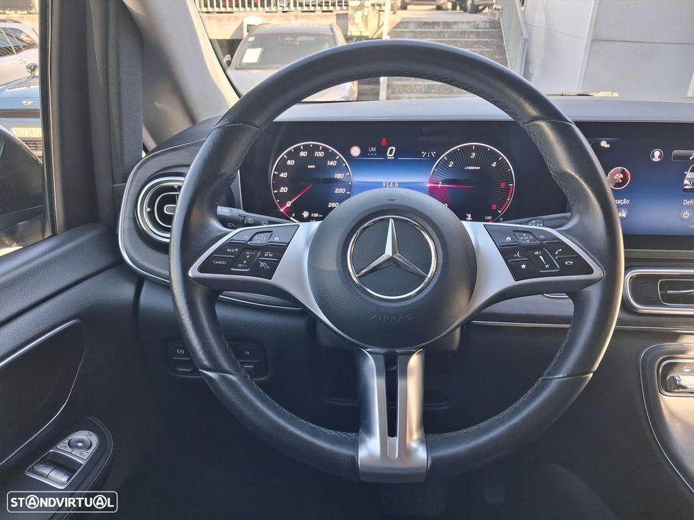 Mercedes-Benz V 250 - 23