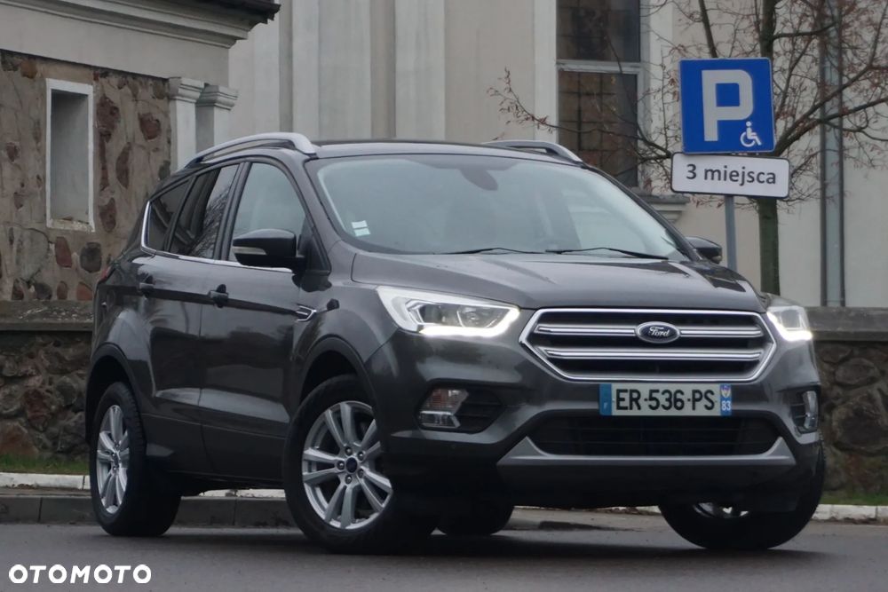 Ford Kuga 2.0 TDCi 2x4 Titanium - 5