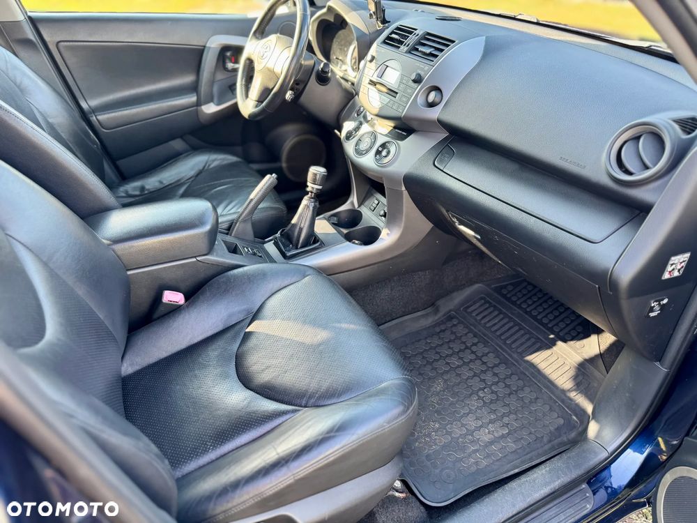 Toyota RAV4 2.2 D-CAT 4x4 Executive - 11