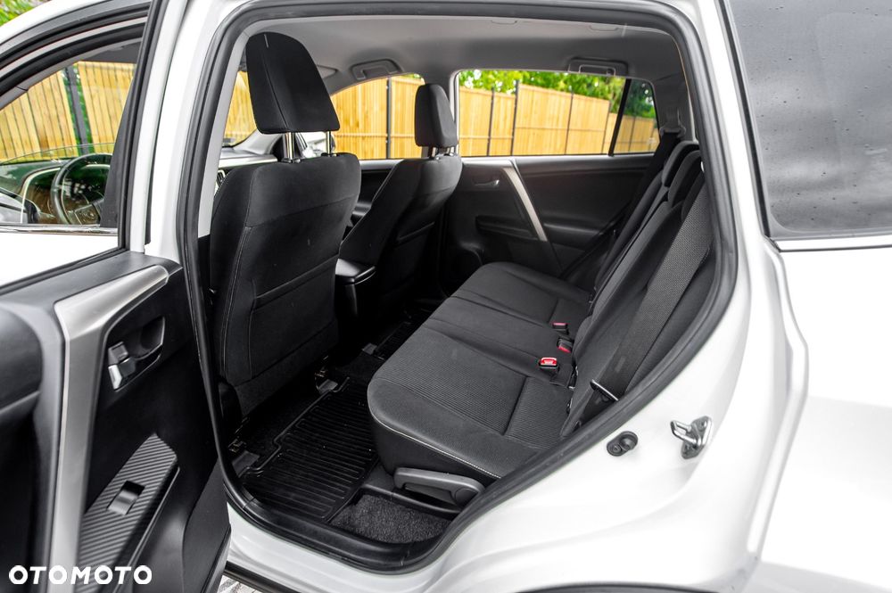Toyota RAV4 2.0 Premium - 22