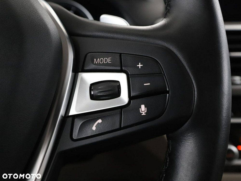 BMW X4 xDrive25d xLine - 31