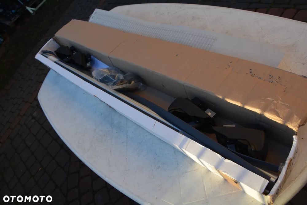 Mitsubishi ASX / Outlander / RVR  Bagażnik na relingi zintegrowane Aluminiowy zamykany na klucz - 2