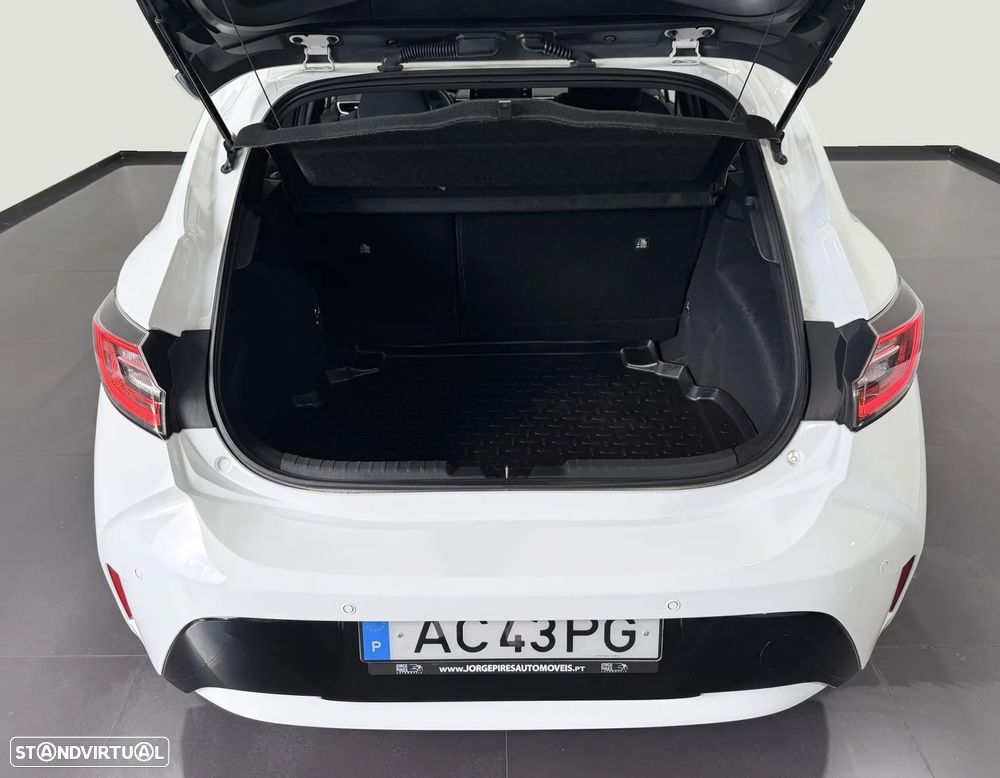 Toyota Corolla 1.8 Hybrid Comfort - 47