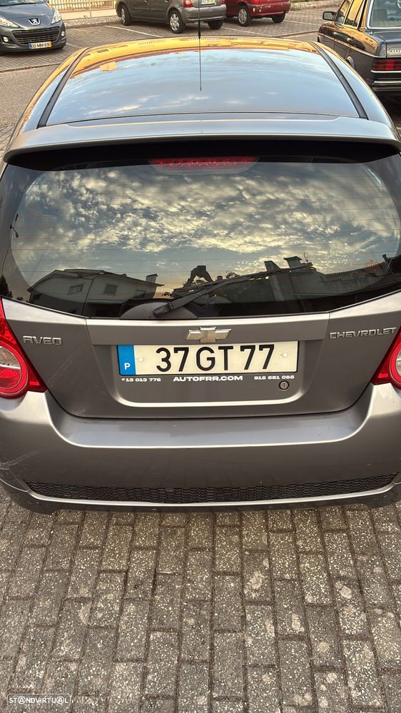 Chevrolet Aveo 1.2 L - 5