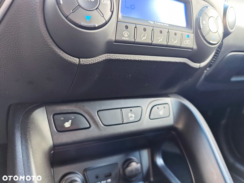 Hyundai Tucson blue 1.7 CRDi 2WD Style - 36