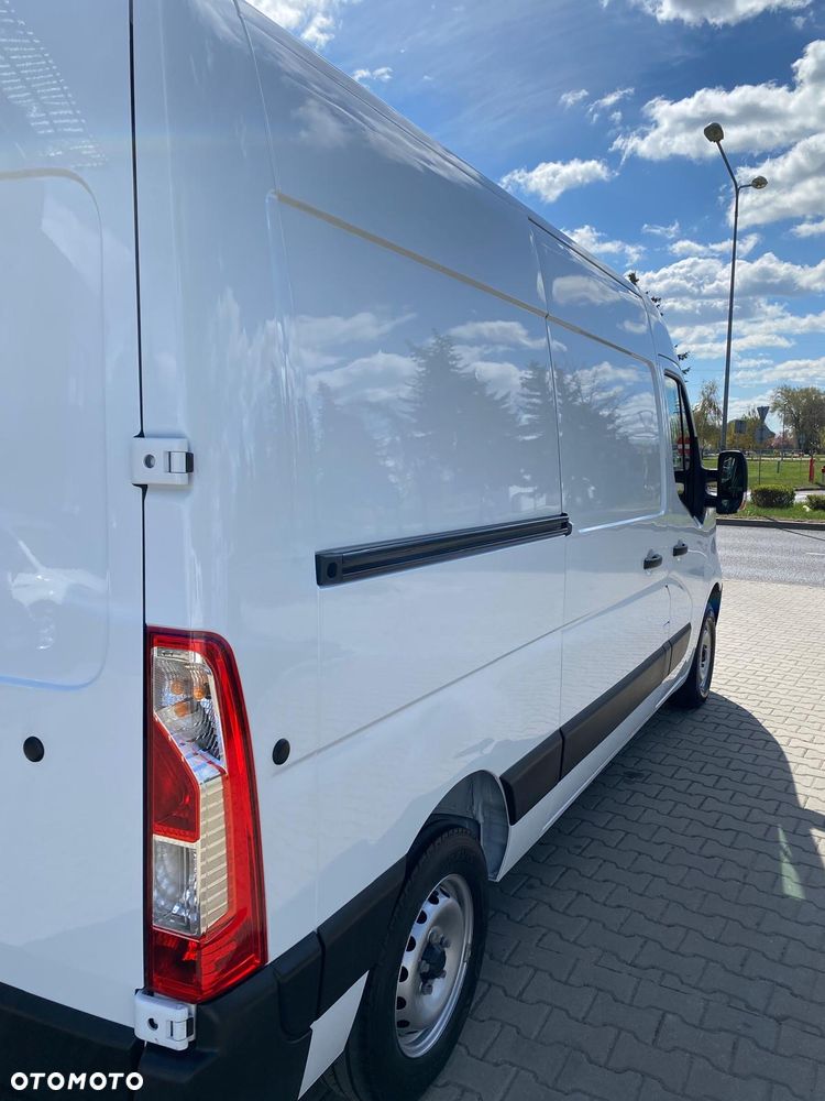 Renault MASTER 2,3 DCI 135KM L2H2 ŚREDNIAK TYLKO 75.000 KM - 16