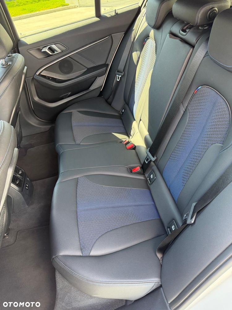 BMW Seria 1 - 15