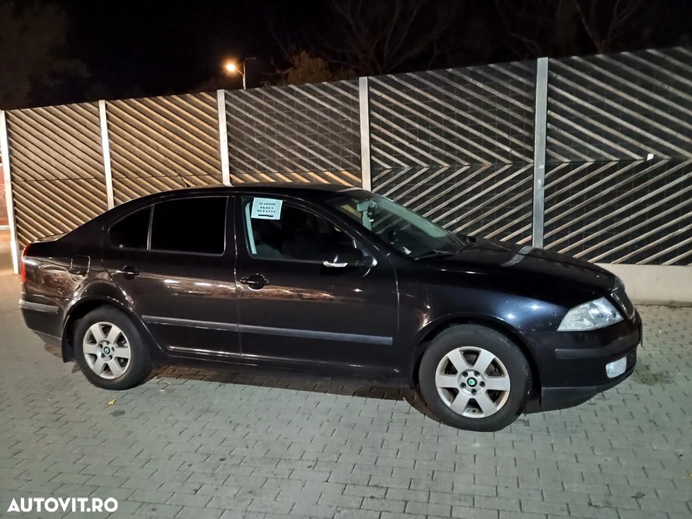 Skoda Octavia 1.6 MPI Elegance - 1
