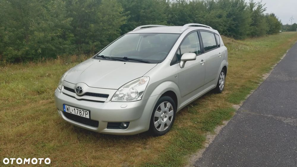 Toyota Corolla Verso 1.8 Premium + 7os MM - 11