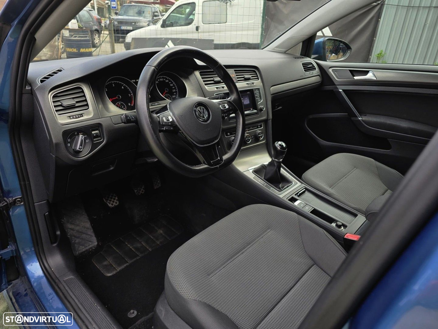 VW Golf 1.6 TDi Confortline - 4