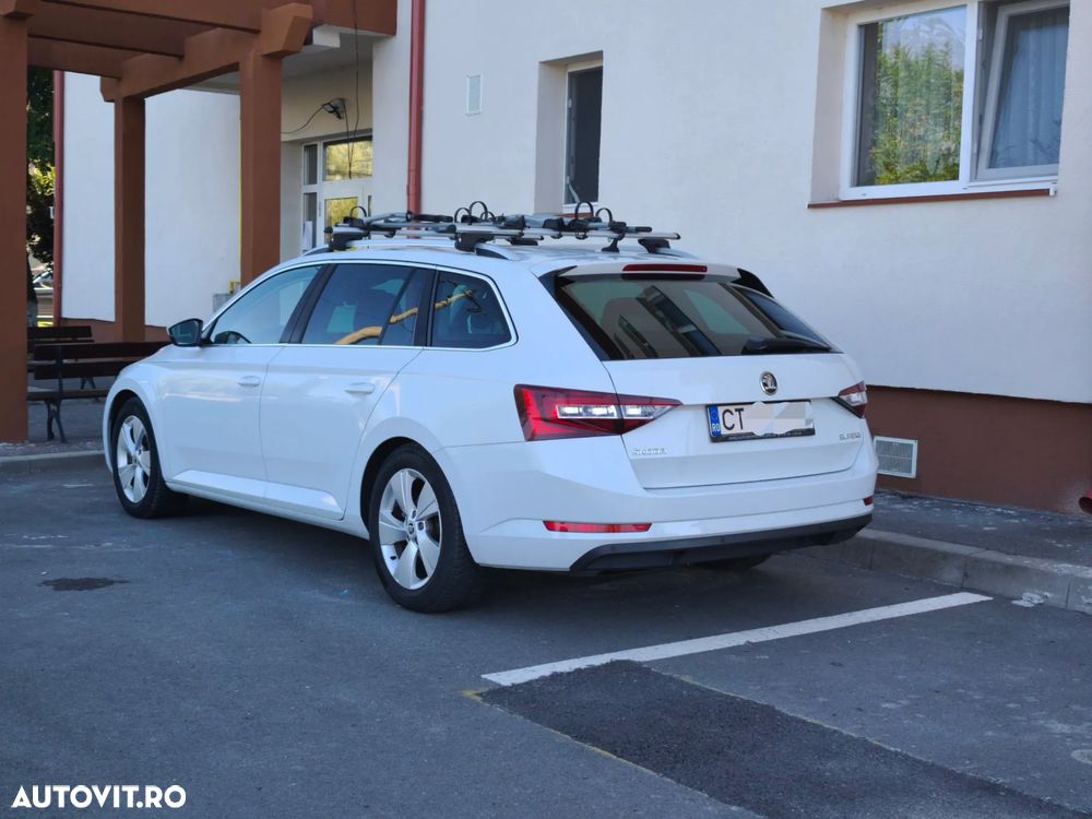 Skoda Superb 2016 photo 5