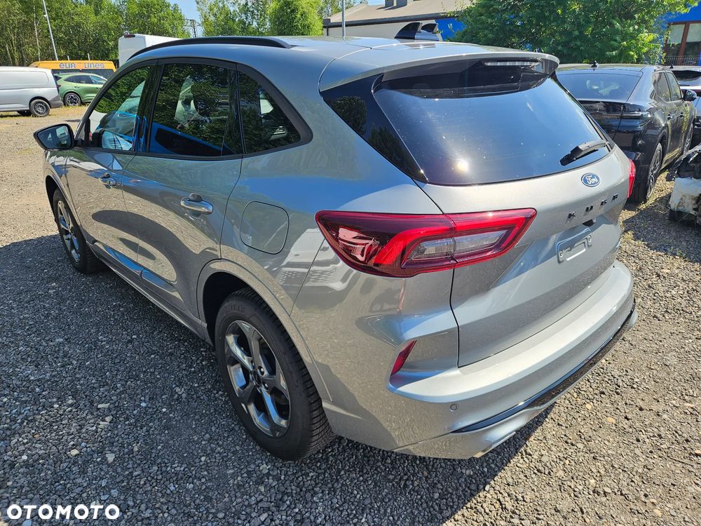 Ford Kuga 2.5P PHEV FWD ST-Line eCVT - 12