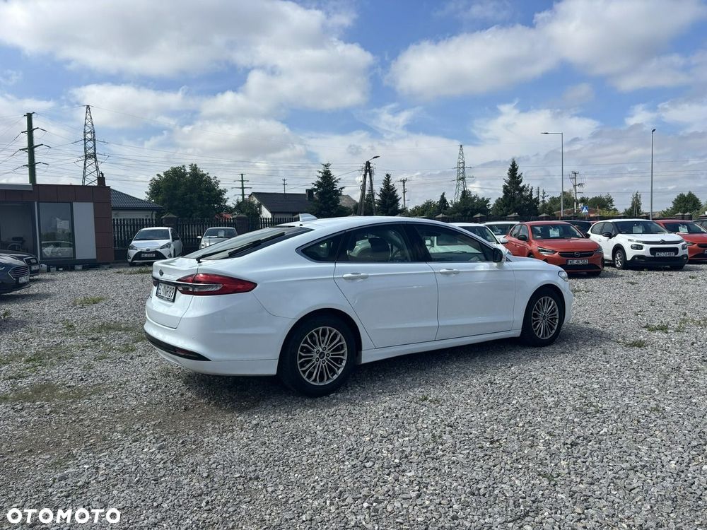Ford Mondeo - 12