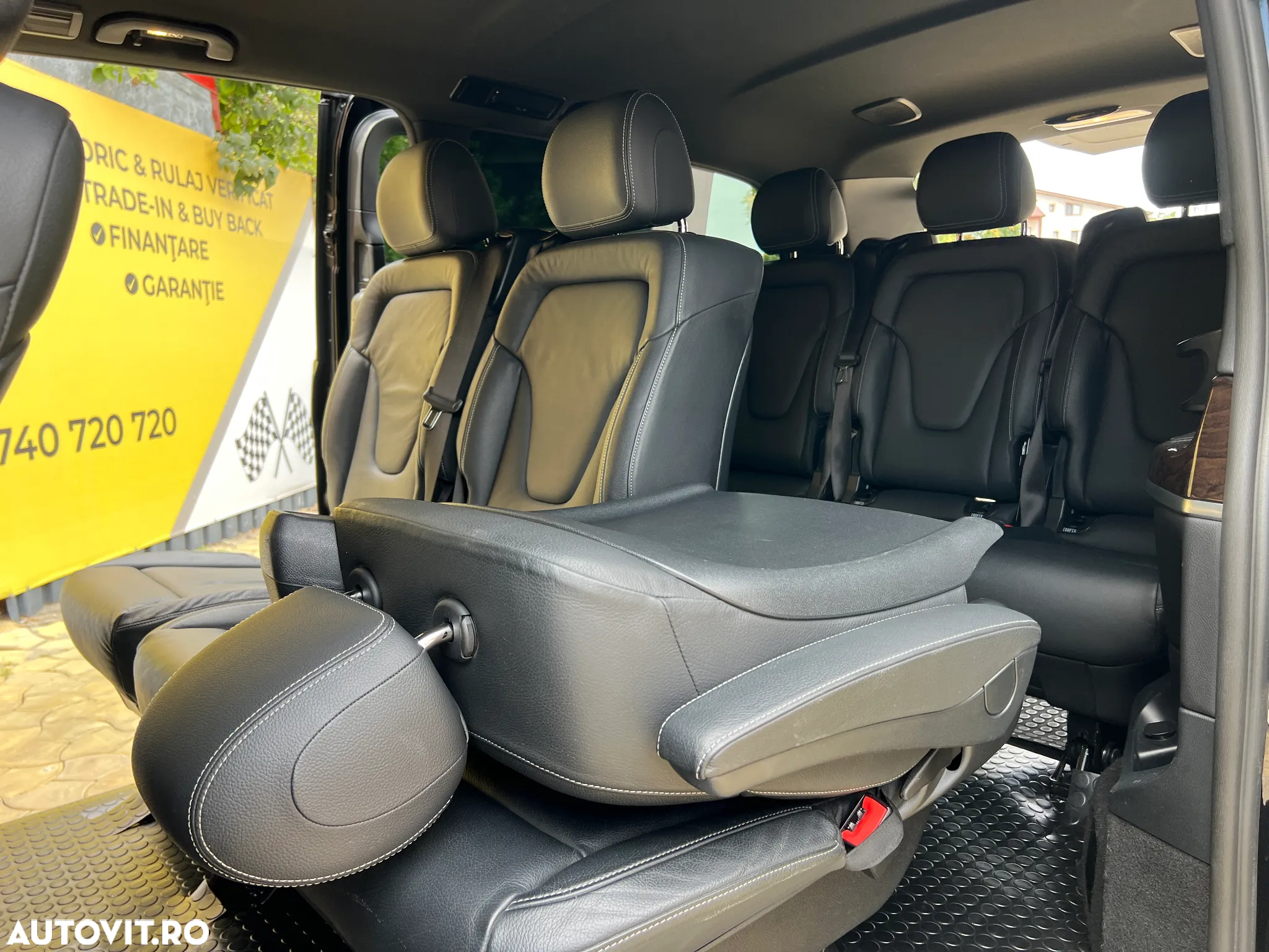 Mercedes-Benz V 250 (BlueTEC) d extralang 7G-TRONIC Avantgarde - 23