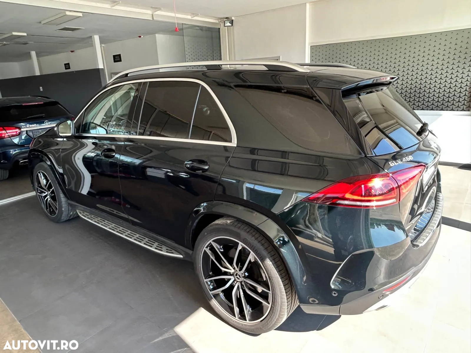 Mercedes-Benz GLE 450 4Matic 9G-TRONIC AMG Line - 22