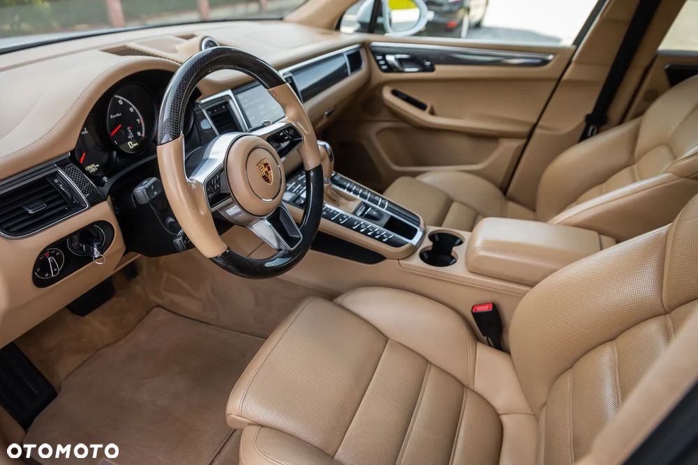 Porsche Macan - 11