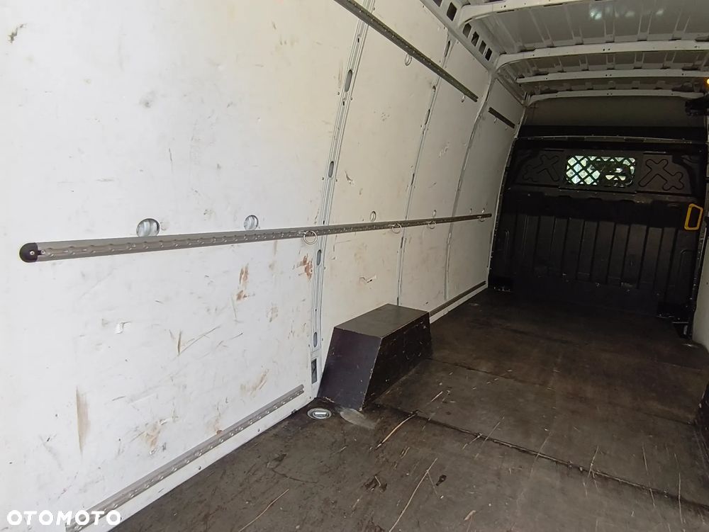 Iveco Daily 35S16A8V MAX długi, automat - 25