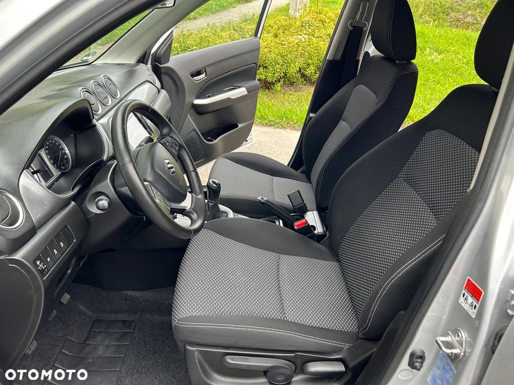Suzuki Vitara 1.6 (4x2) Comfort+ - 9