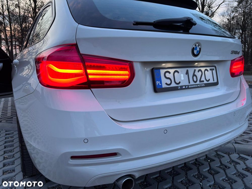 BMW Seria 3 318d - 14