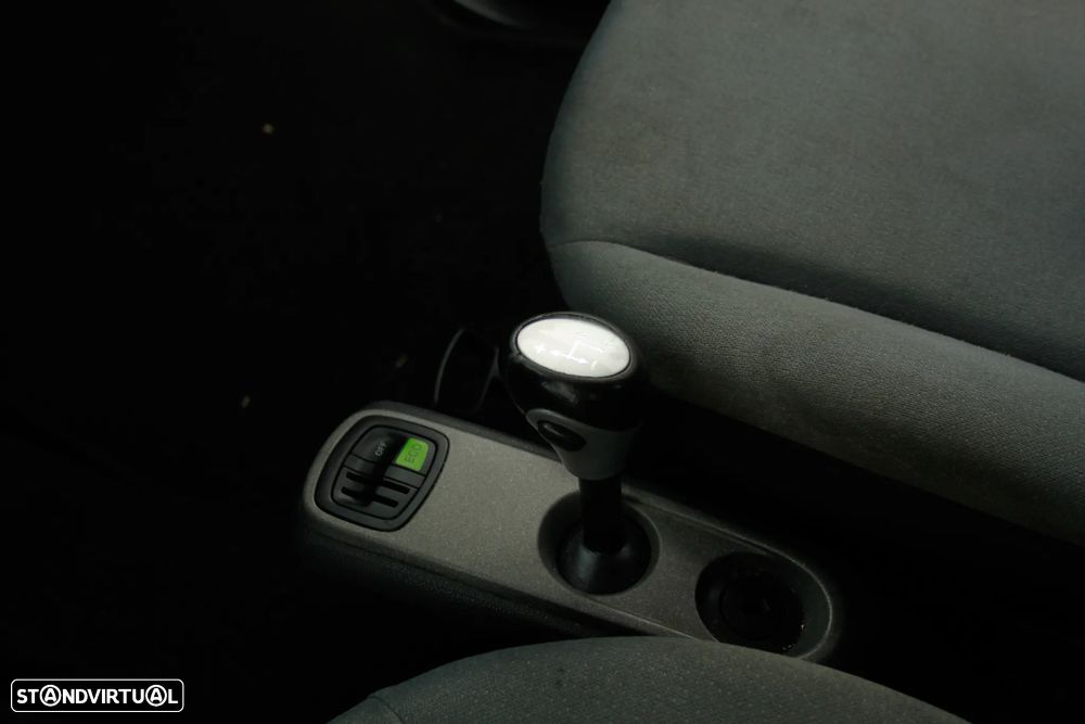 Smart ForTwo Coupé softouch pure micro hybrid drive - 16