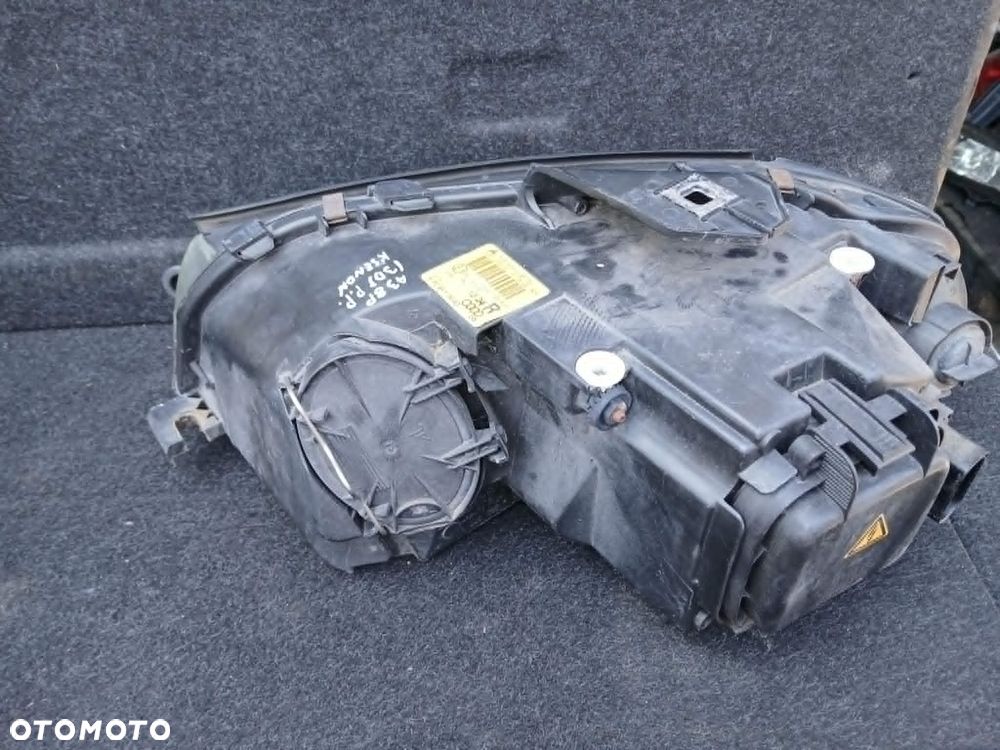 Audi A3 8P Lampa przednia Xenon lewa, prawa - 5