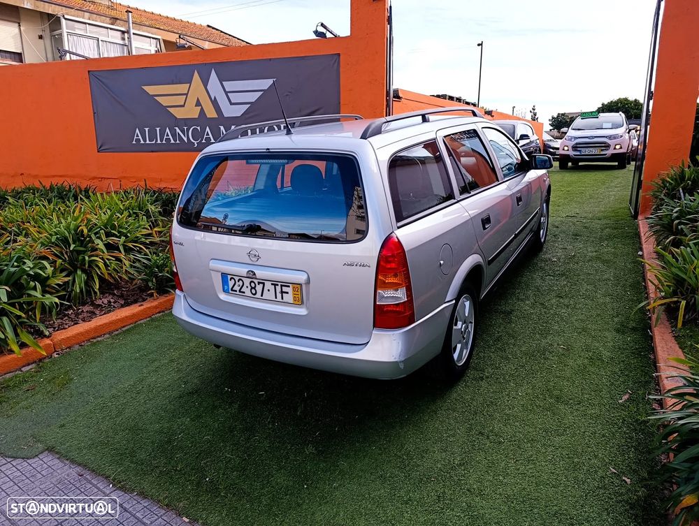 Opel Astra Caravan 1.2 Club - 3