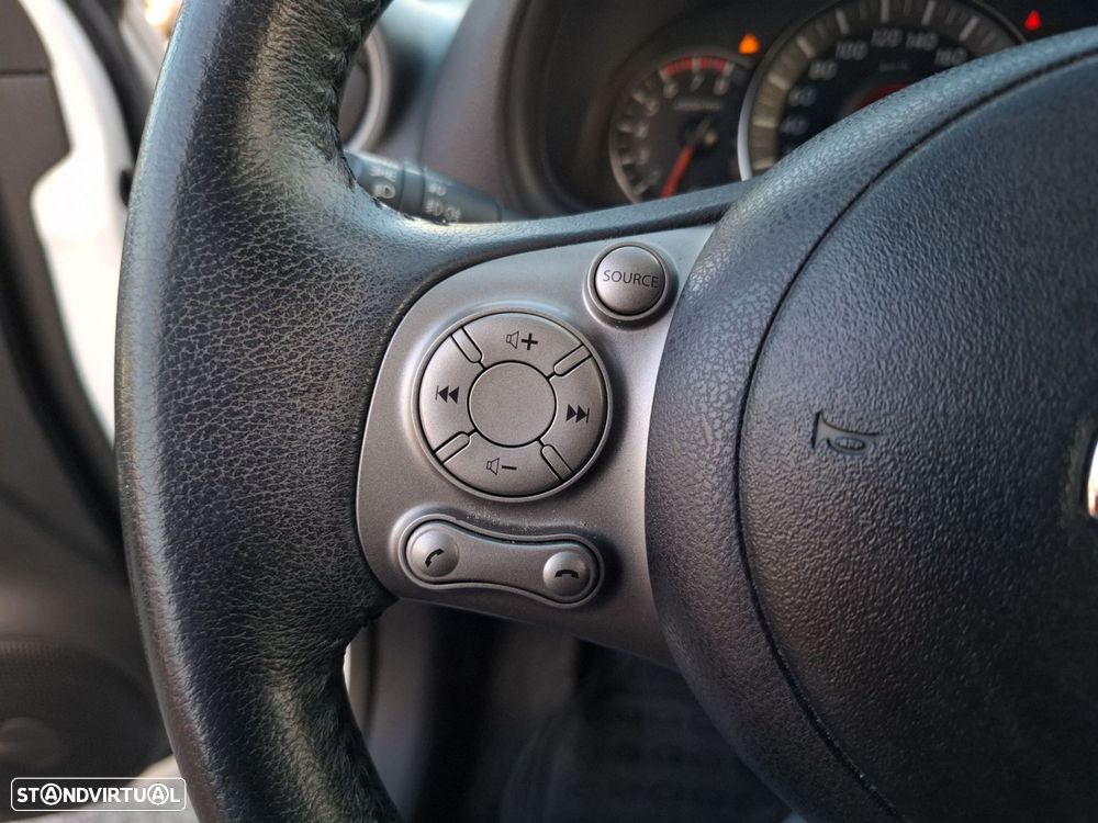 Nissan Micra 1.2 Tekna CVT - 11