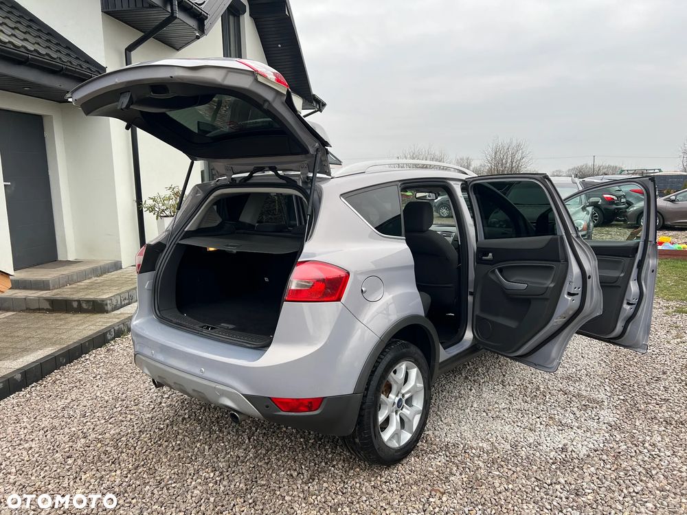 Ford Kuga 2.0 TDCi 2x4 Titanium - 21