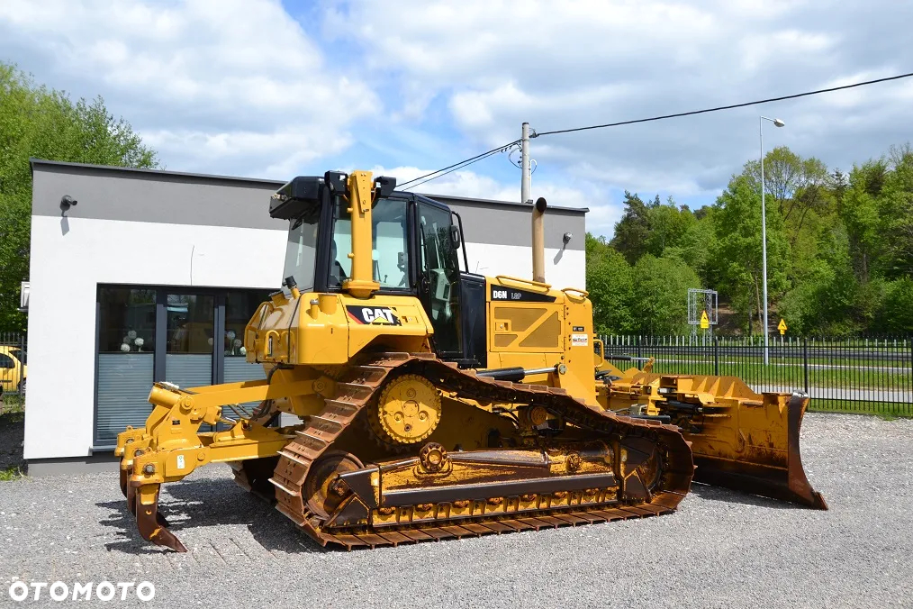 Caterpillar CAT D6N LGP - 11