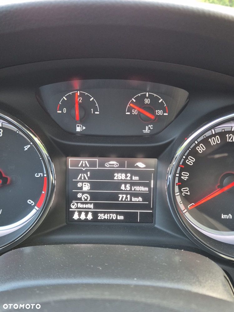 Opel Astra 1.6 CDTI Sport - 27