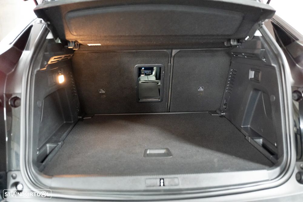 Peugeot 3008 1.5 BlueHDi Allure EAT8 - 17