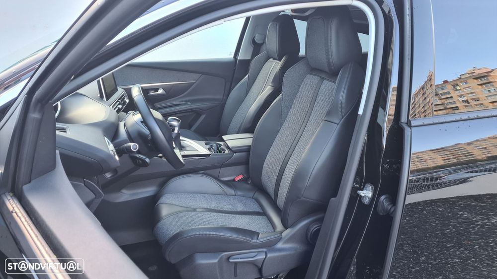 Peugeot 5008 1.5 BlueHDi Allure - 40