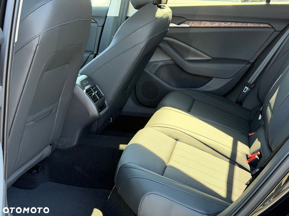 Skoda Superb 2.0 TSI L&K DSG - 18