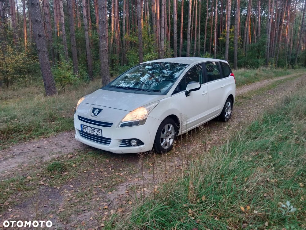 Peugeot 5008 - 13