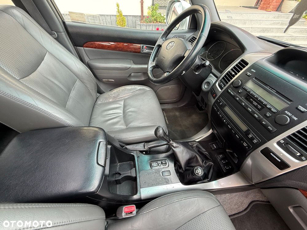 Toyota Land Cruiser 3.0 D Luna Comfort - 23