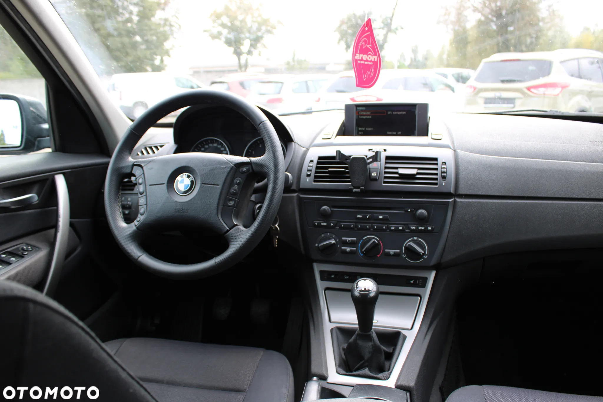 BMW X3 sDrive18d - 27