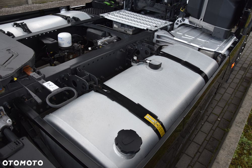 Volvo FH5 500 I-SAVE *RETARDER* GLOBETROTTER XL / FULL LED / SKÓRY / LOW DECK MEGA / ASO VOLVO SALON POLSKA JAK NOWE ! ! ! - 22