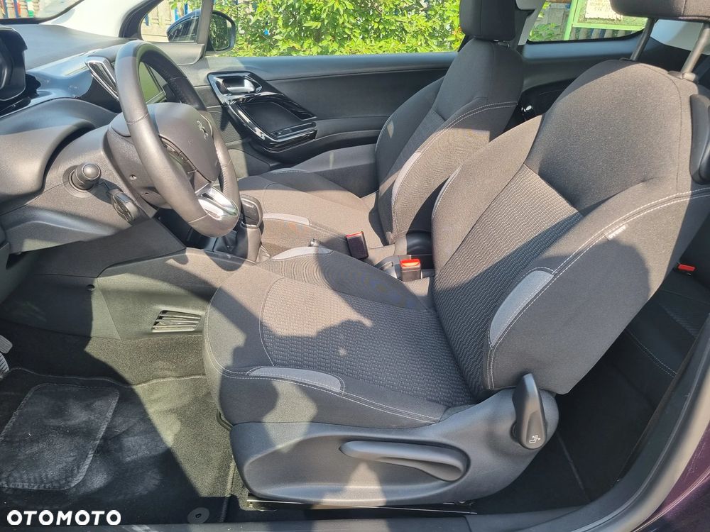Peugeot 208 PureTech 82 Active - 9