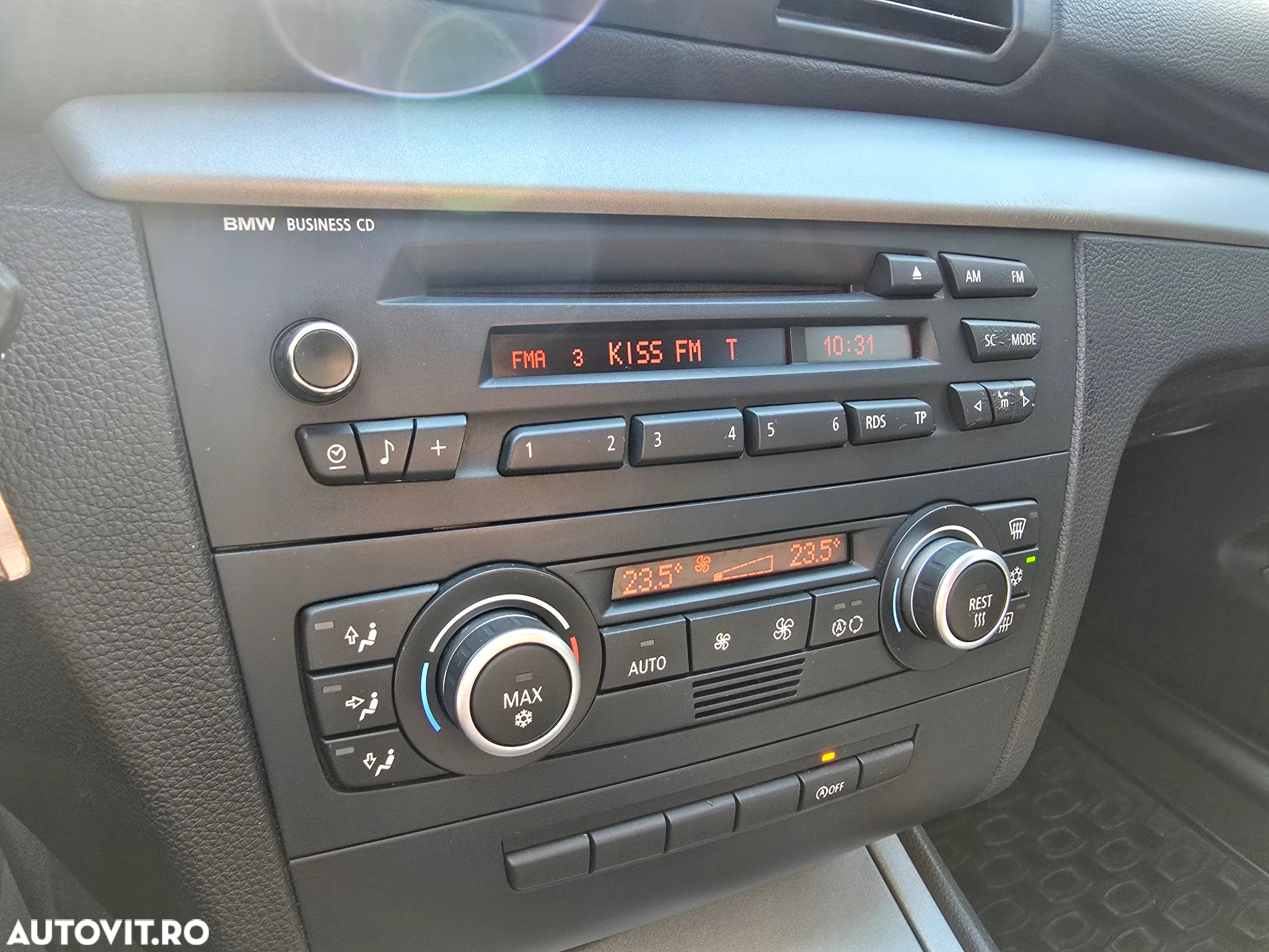 BMW Seria 1 118d - 17