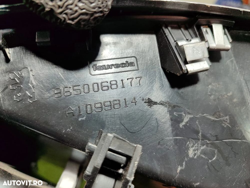 DISPLAY CENTRAL BORD + VENTILATIE + BUTON AVARIE PEUGEOT 207 1.4 BENZINA 2007 / BERLINA 3 USI COD OEM 9663205580 / 9664158480 / 9650068177 / 2006-2014 - 8