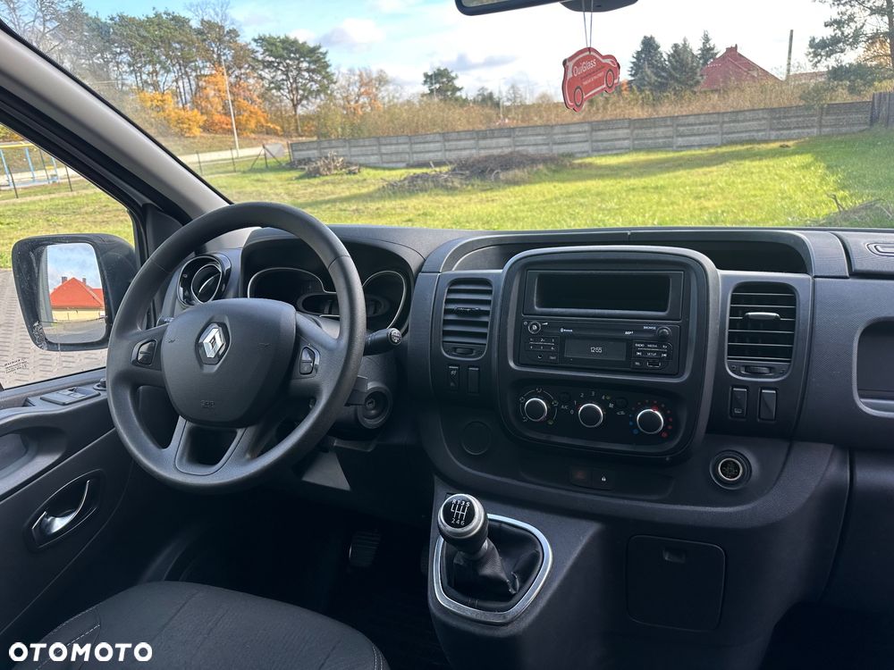 Renault Trafik - 11