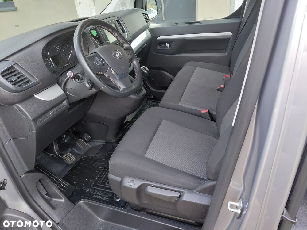 Toyota ProAce Kombi D-4D Long 2,8t - 12
